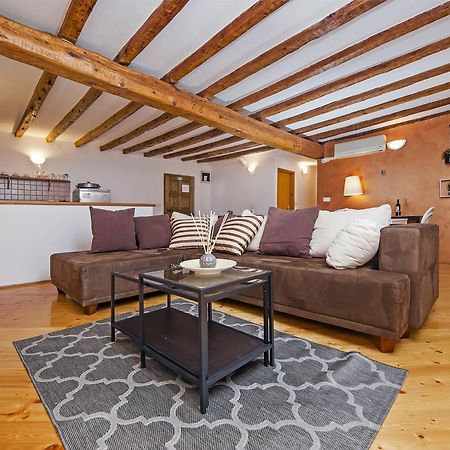 Apartment Marconi Ровин Екстериор снимка