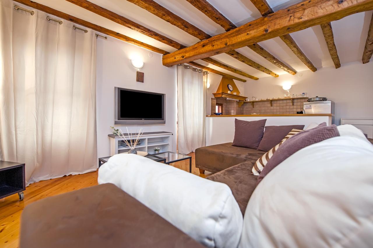 Apartment Marconi Ровин Екстериор снимка