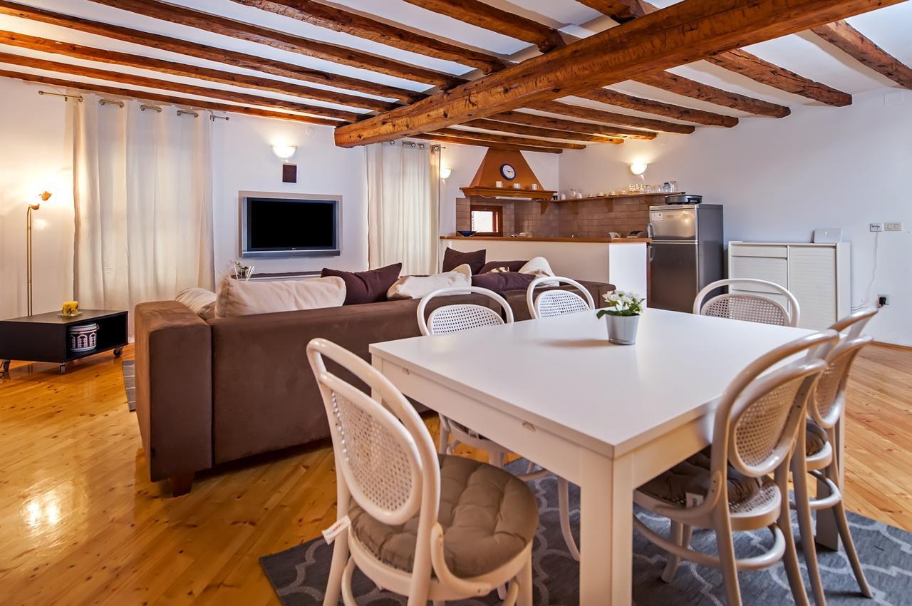 Apartment Marconi Ровин Екстериор снимка