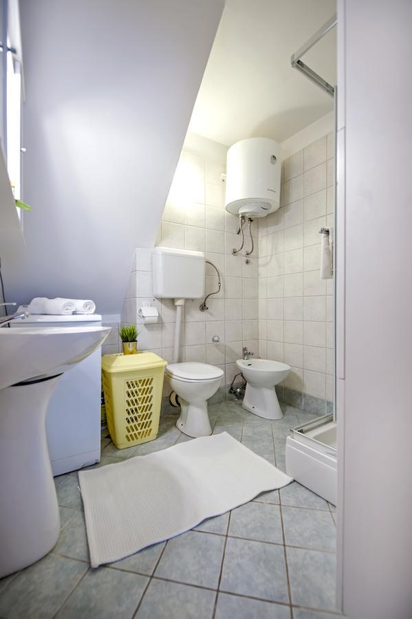 Apartment Marconi Ровин Екстериор снимка
