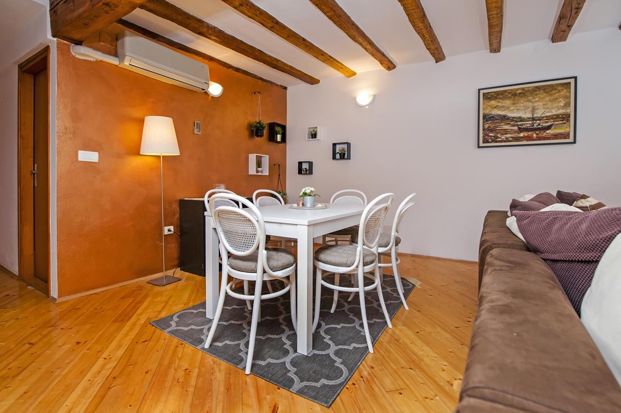 Apartment Marconi Ровин Екстериор снимка